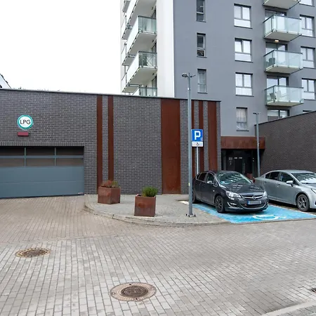 Amber With Parking By Rentujemy Gdańsk