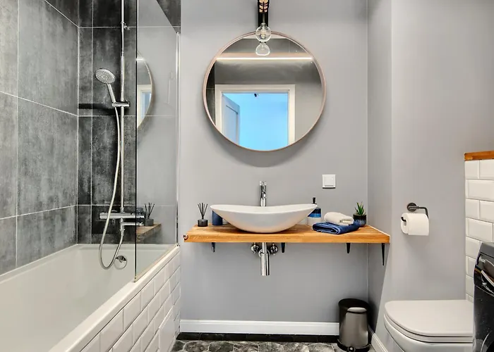 Amber With Parking By Rentujemy *